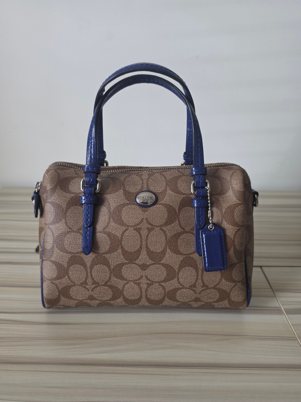 Coach Peyton Signature Bennett Satchel Brown Blue Patent Leather